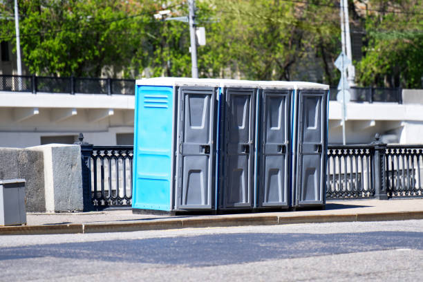 Best Porta potty rental near me  in North Tonawanda, NY